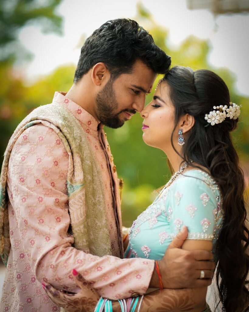 couple photoshoot vivah production